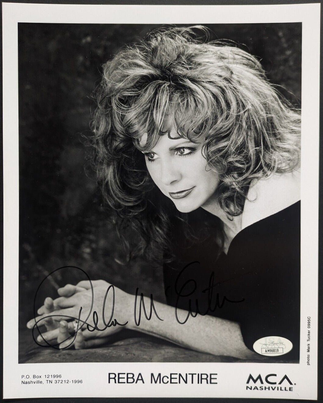 Reba McEntire Autographed Signed Black & White Publicity Photo JSA Country Music