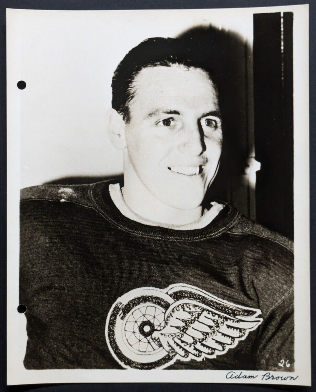 1946-47 NHL Hockey Detroit Red Wings Adam Brown Type 1 Vintage Photo