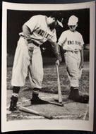 1960 Type 1 Photo Cubas Fidel Castro Baseball Uniform Instructing Youngster LOA