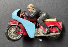 Load image into Gallery viewer, Britains Ltd #9696 Die Cast Triumph Speed Twin 500 Motorcycle Vintage Toys
