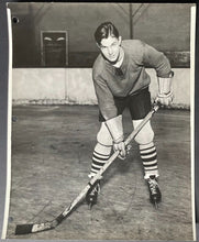Load image into Gallery viewer, Hal Tabor IHL Hockey Detroit Olympics Vintage Type 1 Photo Olympia Files
