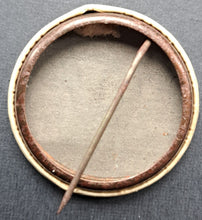 Load image into Gallery viewer, c1940s Toronto Maple Leafs Bantam Hockey Club White Pinback NHL Hockey VTG
