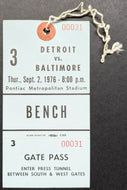 1976 NFL Players Bench Pass Football Game Detroit Lions Baltimore Colts Vintage