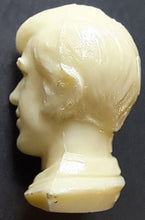 Load image into Gallery viewer, 1971/72 Colgate Toothpaste Bobby Orr Premium Plastic Hockey Head Vintage Toy
