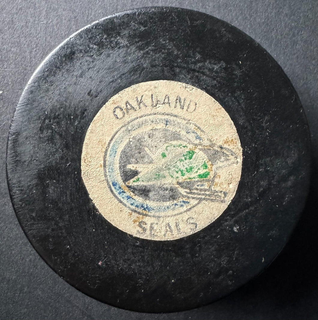 Oakland Seals Official NHL 1967-1970 Vintage Converse Art Ross Game Puck