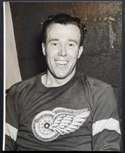 Load image into Gallery viewer, Circa 1941 Johnny Mowers Type 1 B&amp;W Photo Detroit Red Wings NHL Hockey Vintage
