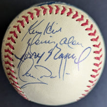 Load image into Gallery viewer, 1992 Montreal Expos Team Signed Vintage Official International League Baseball
