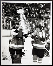 Load image into Gallery viewer, 1975 Philadelphia Flyers Bobby Clarke Bernie Parent Type 1 Photo Stanley Cup NHL
