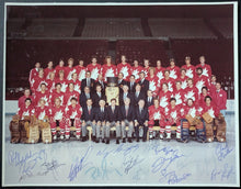 Load image into Gallery viewer, 1981 Labatt Canada Cup Multi-Signed x20 Team Canada Autographed Photo JSA Vtg
