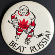 Load image into Gallery viewer, 1972 Canada USSR Summit Series Team Canada Pinback Hockey Vtg
