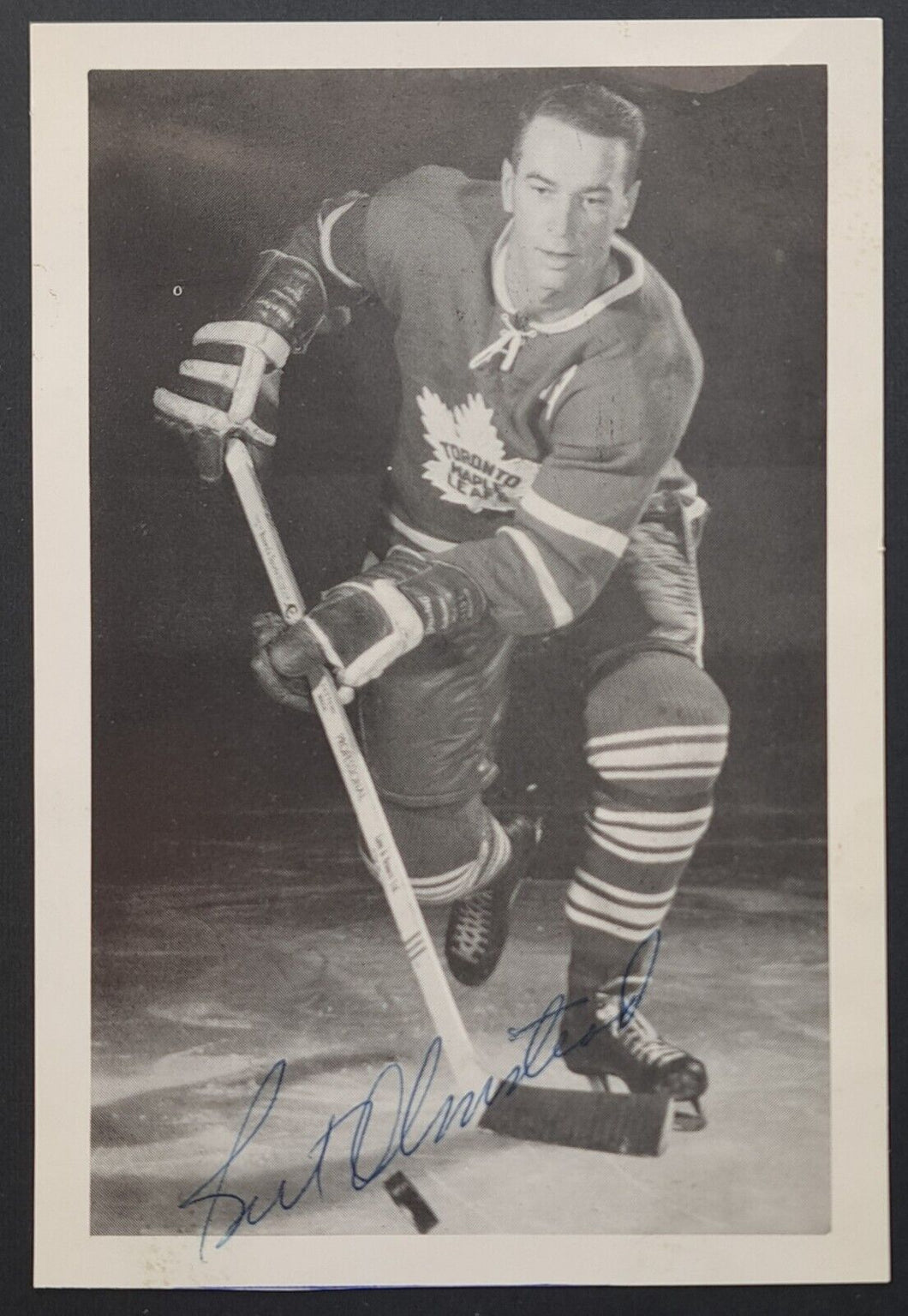 1960s Bert Olmstead Signed Toronto Maple Leafs Issued Postcard Autographed NHL