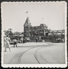 Load image into Gallery viewer, Set of 4 Type 1 Disneyland Black &amp; White Photos Walt Disney Theme Park VTG LOA
