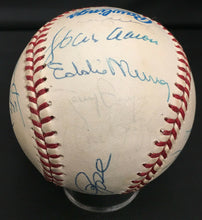Load image into Gallery viewer, 3000 Hit Club Multi Signed Baseball (19) Pete Rose George Brett Aaron Brett JSA
