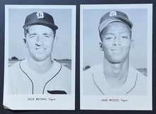 Load image into Gallery viewer, 1961 Detroit Tigers Stadium Issued MLB Baseball Picture Pack 12 Player Photos
