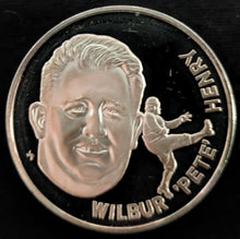 Load image into Gallery viewer, 1972 Wilbur Henry Pro Football Hall Of Fame Medal Franklin Mint 1 Troy Oz NFL
