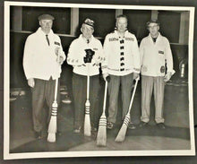 Load image into Gallery viewer, 1940s Toronto Daily Star Press Photo Ontario Champion Curlers Picture Leonard
