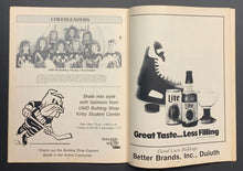 Load image into Gallery viewer, 1990 Minnesota Duluth vs Northern Michigan US College Hockey Program + Photo
