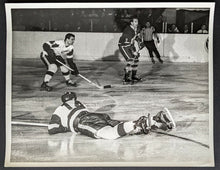 Load image into Gallery viewer, 1962-63 Toronto Maple Leafs Gardens Type 1 Photo Norm Ullman Bob Nevin NHL VTG
