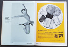 Load image into Gallery viewer, 1962 Maple Leaf Gardens Rotary Club Of Toronto Ice Revue Program Dick Button
