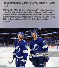 Load image into Gallery viewer, 2022 Steven Stamkos Playoff Game Worn Bauer Gloves Photo Matched Tampa Bay NHL
