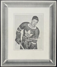 Load image into Gallery viewer, 1938-39 Quaker Oats Murph Chamberlain NHL Hockey Photo Toronto Maple Leafs
