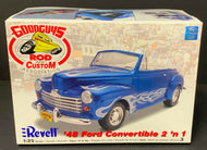 Revell 1948 Ford Convertible Scale 1:25 Model Car Kit Vintage Automobile