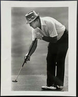 1982 Type 1 Denver Post Press Photo Hall Of Fame Golfer Sam Snead Putting
