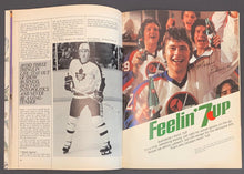 Load image into Gallery viewer, 1981 Program Winnipeg Jets #1 Draft Pick Dale Hawerchuk Plays 1st Ever NHL Game
