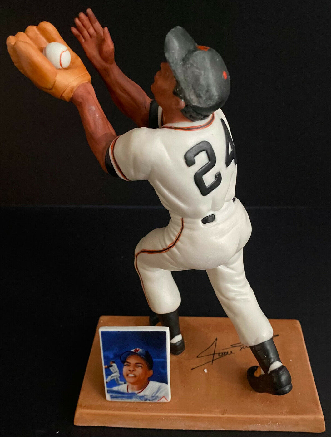 Willie Mays Sports Impressions Figurine Famous Catch 4334/5000 Original Box/LOA