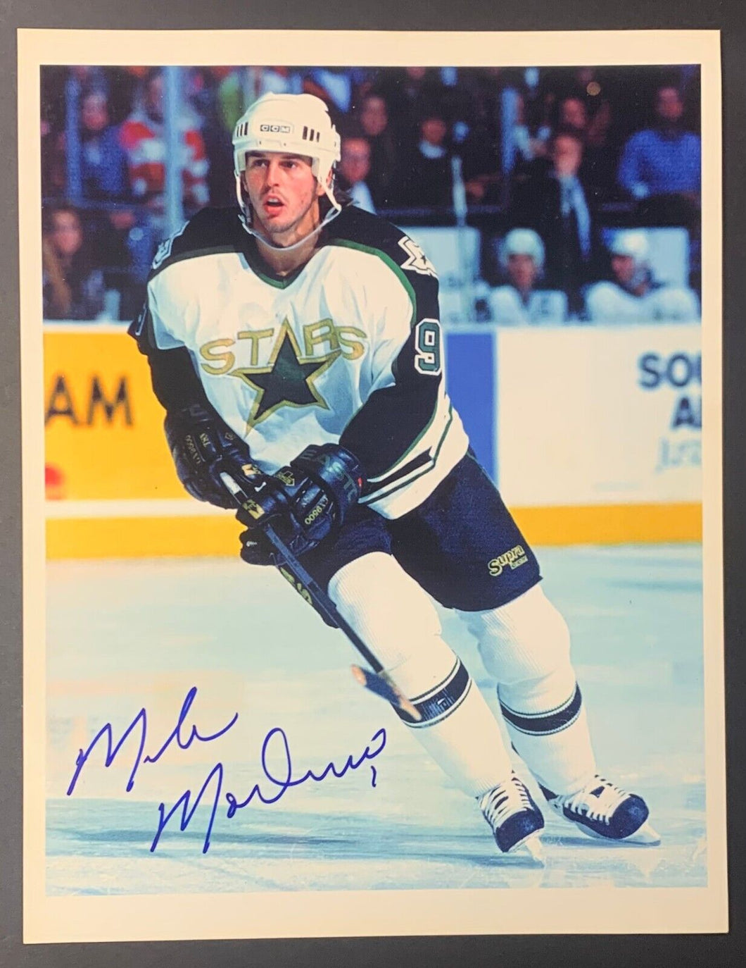 Mike Modano Autographed Dallas Stars NHL Hockey Photo Signed 8x10