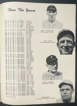 Load image into Gallery viewer, 1962 MLB Baseball Pittsburgh Pirates Official Season Yearbook Clemente Stargell
