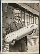 Load image into Gallery viewer, 1932 Press Photo Racing Legend Barney Oldfield World Landspeed Record Model Car
