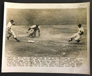 1950 New York Yankee Stadium Press Photo MLB Baseball Phillies Phil Rizzuto