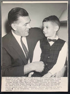 1962 Maurice Richard Wire Press Photo Rocket Visiting Child With Rare Disease