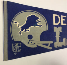 Load image into Gallery viewer, 1970 Detroit Lions NFL Football Pennant Full Size 29.5&quot; Vintage &amp; Original
