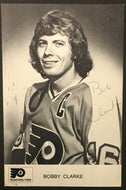 1970's Bobby Clarke Signed NHL Hockey Photo Postcard Philadelphia Flyers