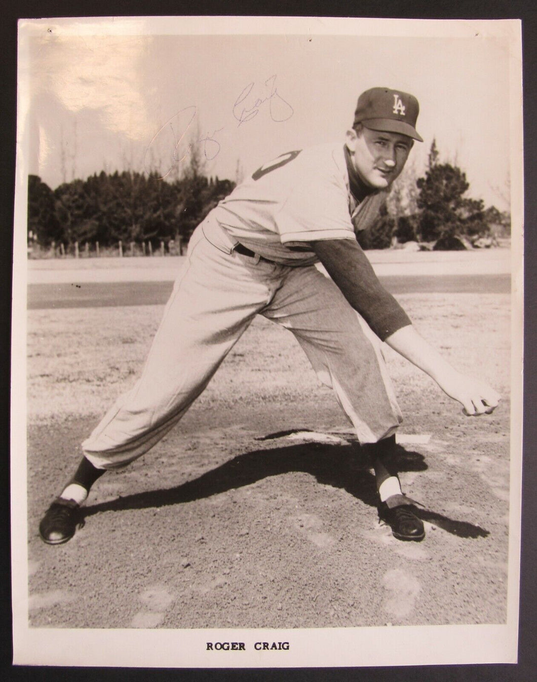 MLB Los Angeles Dodgers Roger Craig Autographed Team Issued Photo 8x10