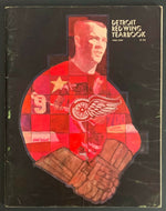 1968-69 Detroit Red Wings NHL Hockey Yearbook Gordie Howe Cover Vintage