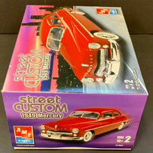Load image into Gallery viewer, AMT ERTL Scale 1:25 1949 Mercury Street Custom Red Model Kit Original Box
