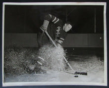 Load image into Gallery viewer, Vintage National Hockey League New York Rangers Player Photo 8x10 Hockey
