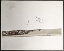 Load image into Gallery viewer, 1982 Chicago Tribune Type 1 Photo Wayne Gretzky Leaving Oilers Bench 63rd Goal
