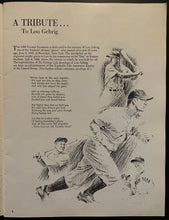Load image into Gallery viewer, 1966 Vintage Original MLB Baseball New York Yankees Official Yearbook Mantle
