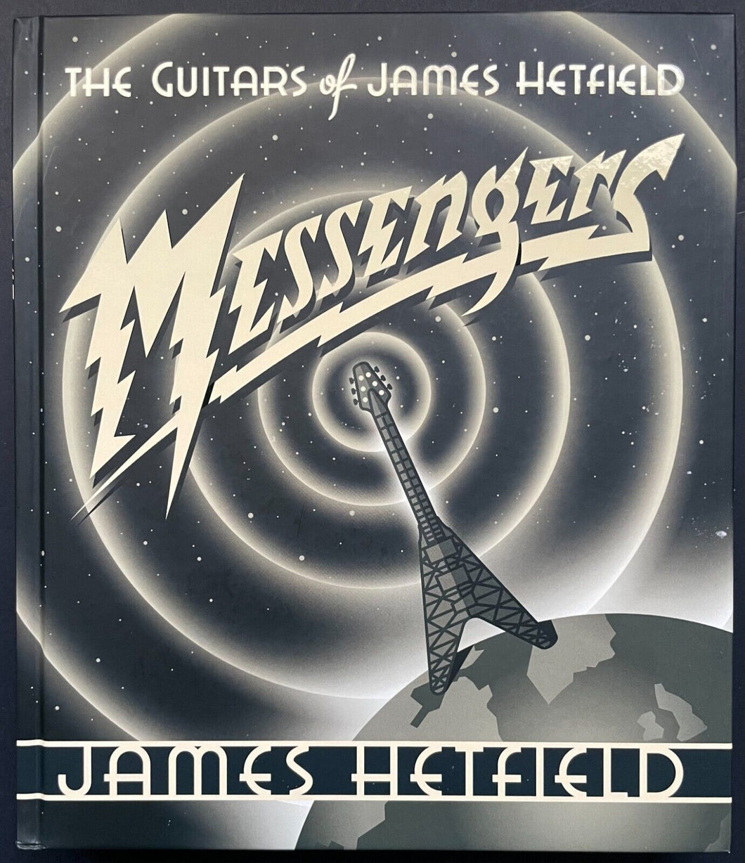 2023 James Hetfield Signed Book Messengers: The Guitars of James Hetfield COA