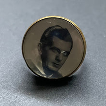 Load image into Gallery viewer, 1949-51 Maurice Rocket Richard Bee Hive Premium Portrait Ring Stanley Cup HOF
