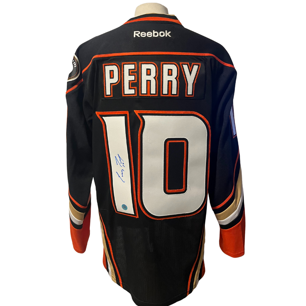 Corey Perry Autographed Anaheim Ducks NHL Hockey Jersey Signed AJs COA Size M