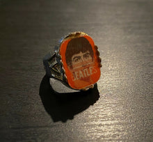 Load image into Gallery viewer, 1964 The Beatles Vari-Vue Flicker Rings John Paul George Ringo Vintage Music
