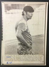 Load image into Gallery viewer, 1969 NFL Football Wire Photo Joe Namath New York Jets Quarterback Super Star Vtg
