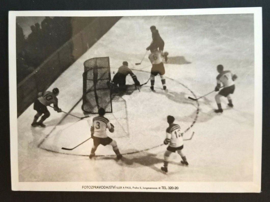 Vintage Press Photo World Ice Hockey Championships Team Canada Zimni Prague