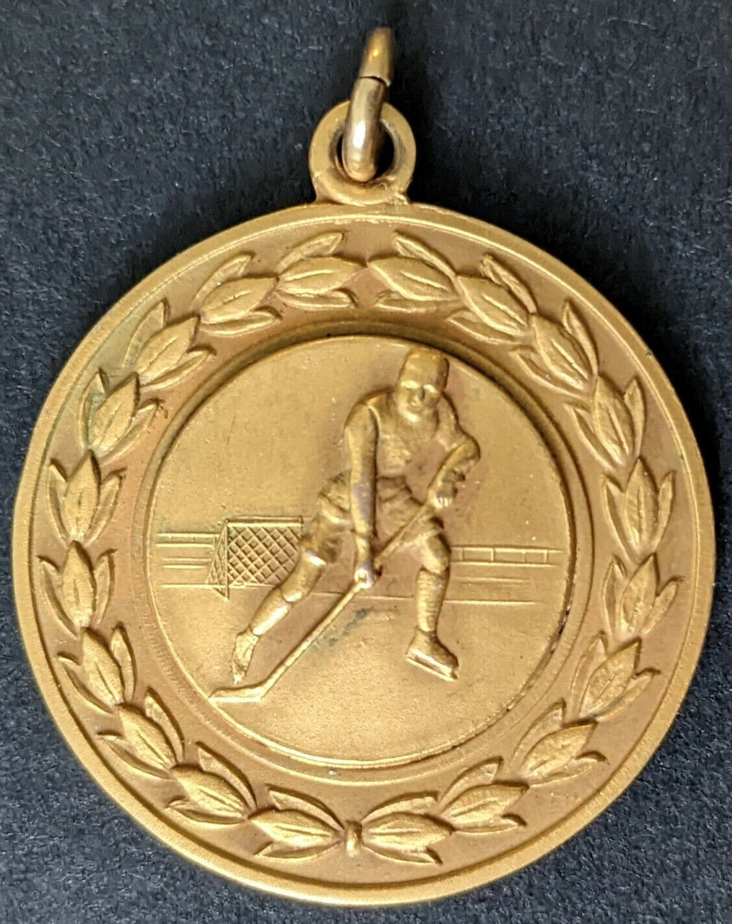 10 K Gold Medal Gerry MCNeil Bing Of Vimy Trophy MVP Winner Quebec Senior League