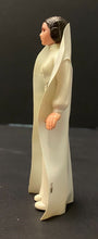 Load image into Gallery viewer, 1977 Vintage Princess Leia Loose Kenner Star Wars Figure
